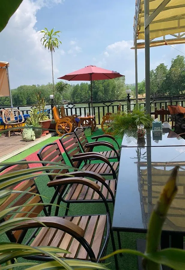 Golden River Resort Сиануквиль